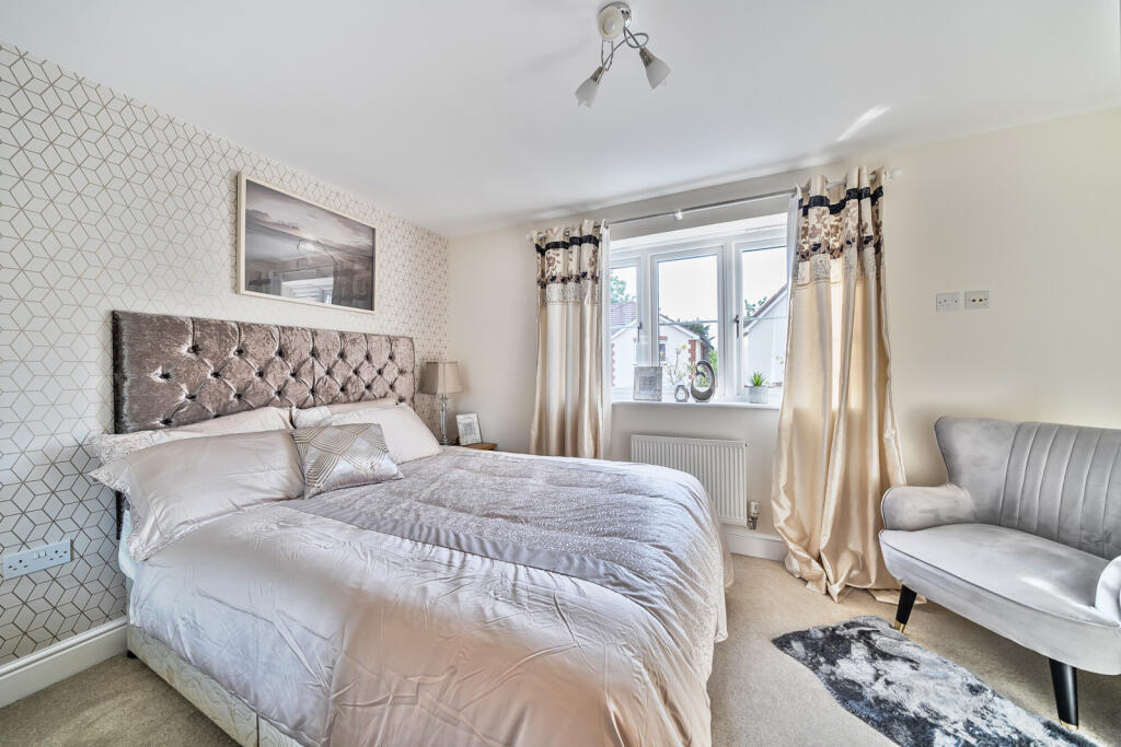 1298652-20-682cd6...