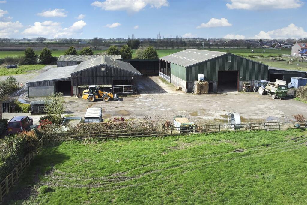 010 - Chapel Farm.JPG