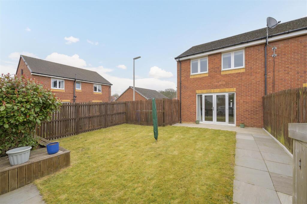 52 Middlebank Rise 028.jpg