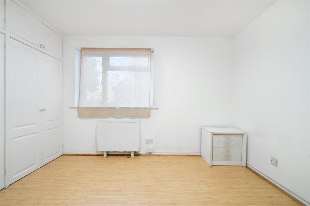 Flat 10, Wayside Court - iJN7C0MROBAe36TK6L5A.jpg