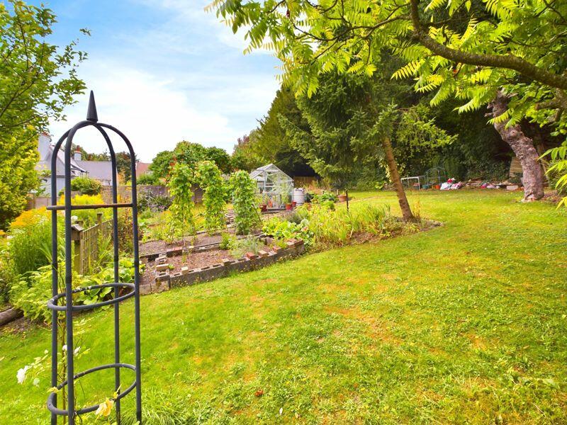 REAR GAREN &amp; VEGETABLE PLOT