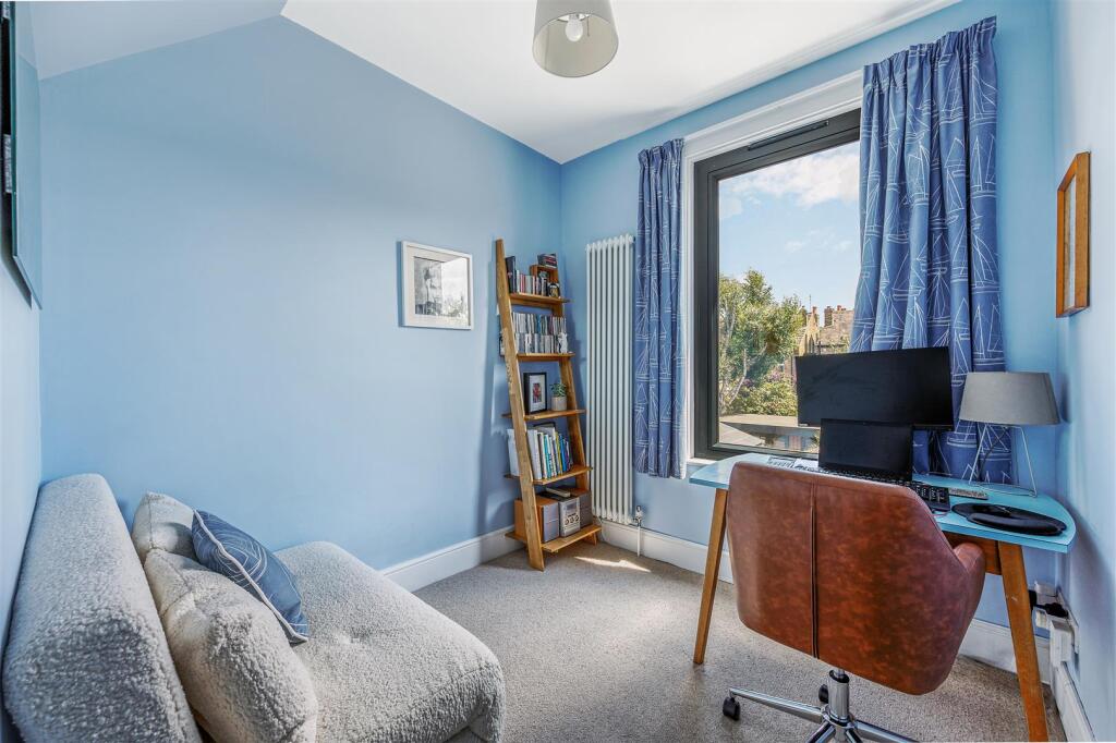 23 Cranmer Avenue-16.jpg