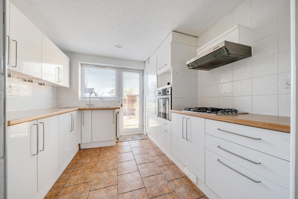 1385072-2-69258e9710514