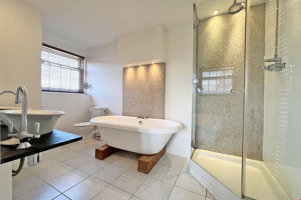 3d1c133e-a855-41fb-a179-5284940e6a04