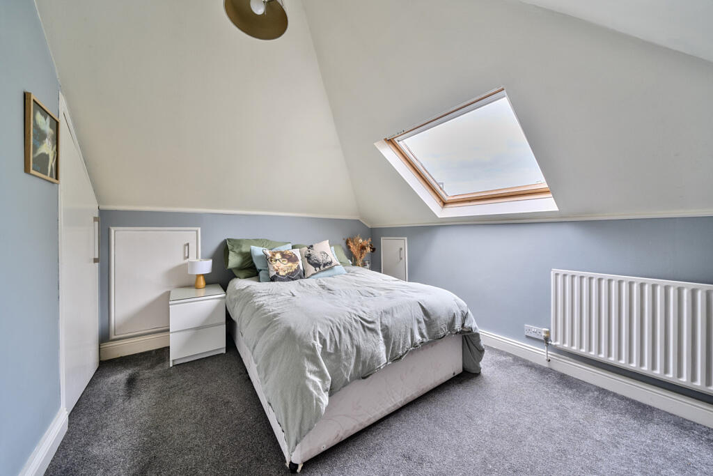 1305801-1-684aae7...