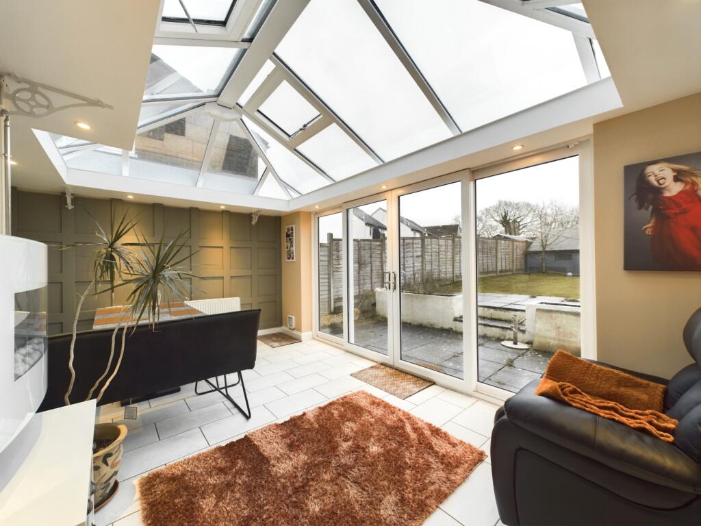 CAM02023G0-PR0122-STILL021