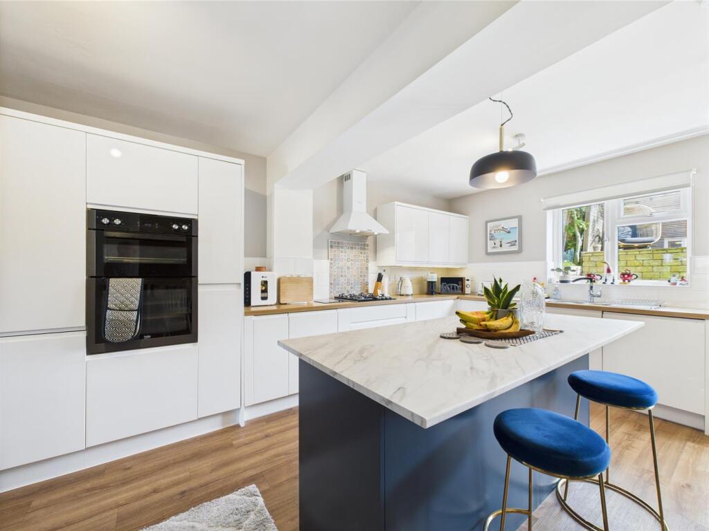 Breakfast Bar
