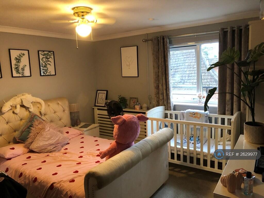 Bedroom1 View2