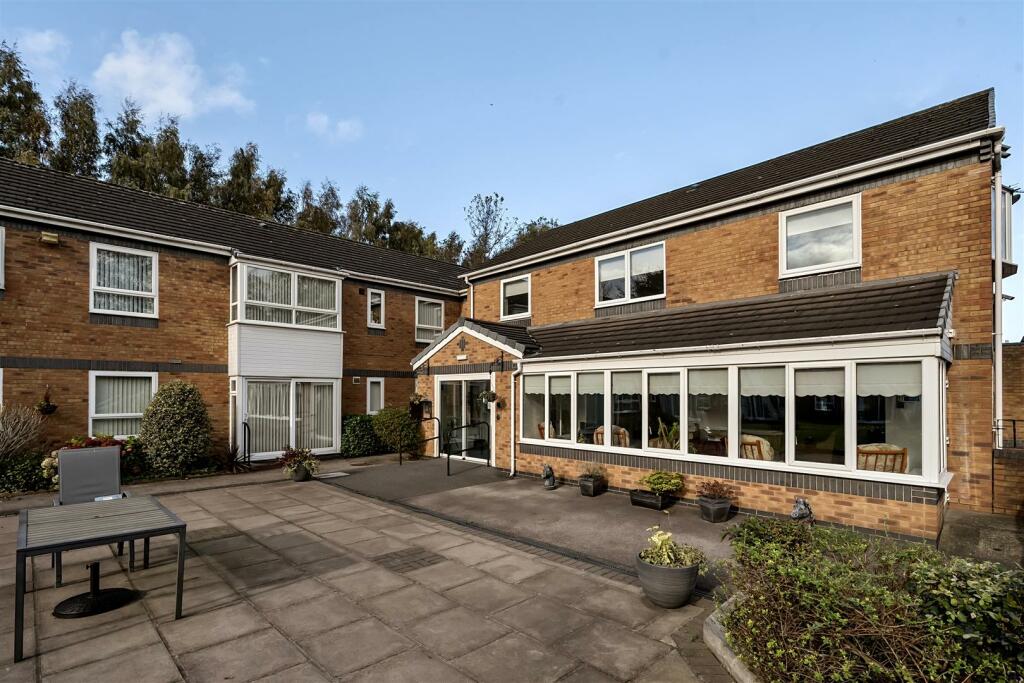 Owners Conservatory.jpg