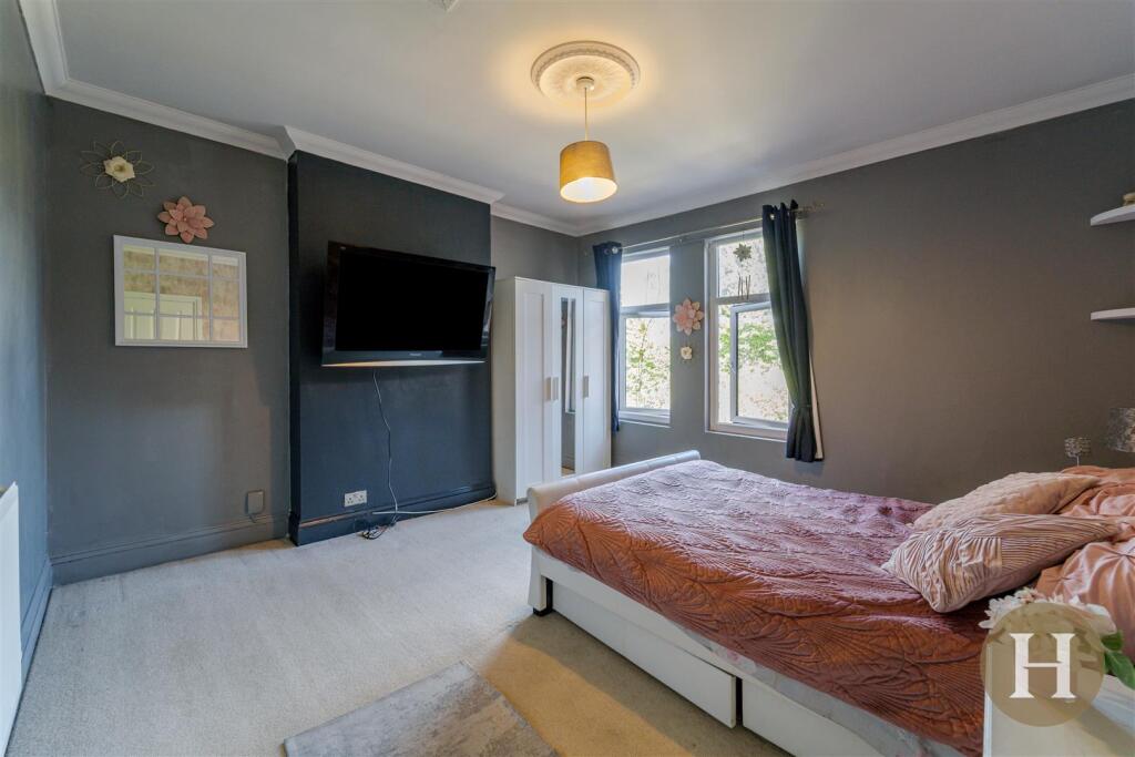 Hadleigh Estate Agents-25.jpg