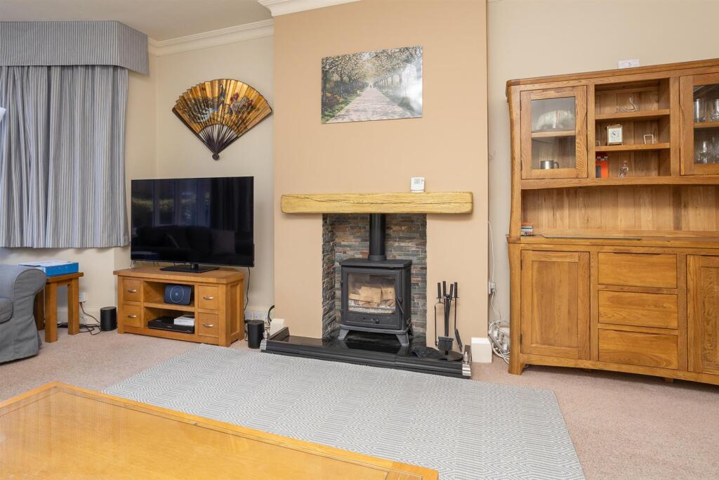 2 Westgate Road, Rugby (18).jpg