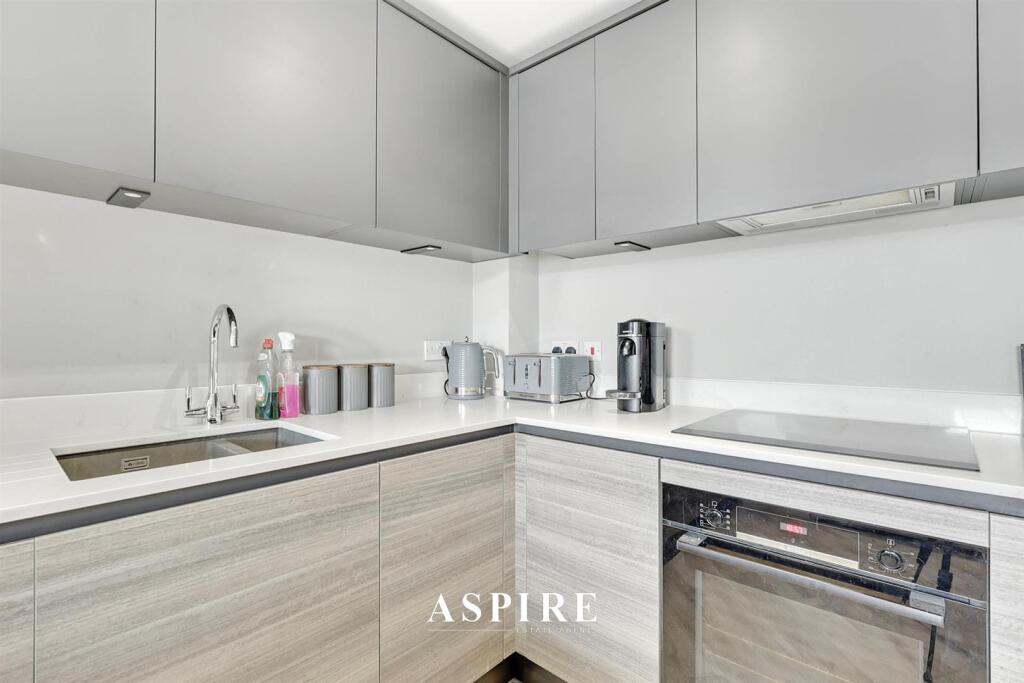 IMG_2677-IMG_2681.jpg