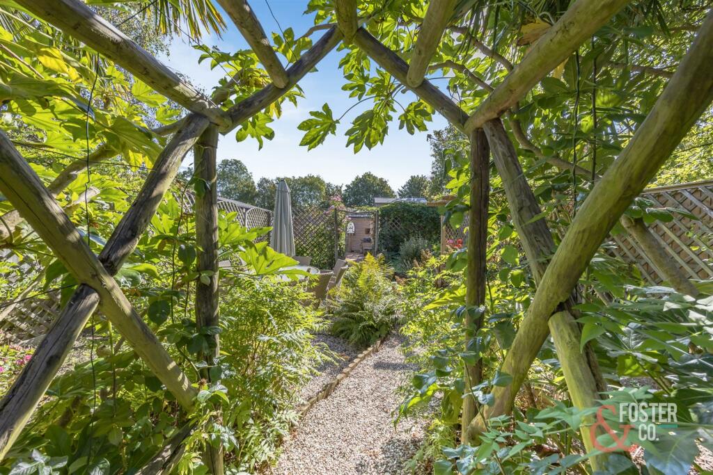 London Road - Foster &amp; Co-15.JPG