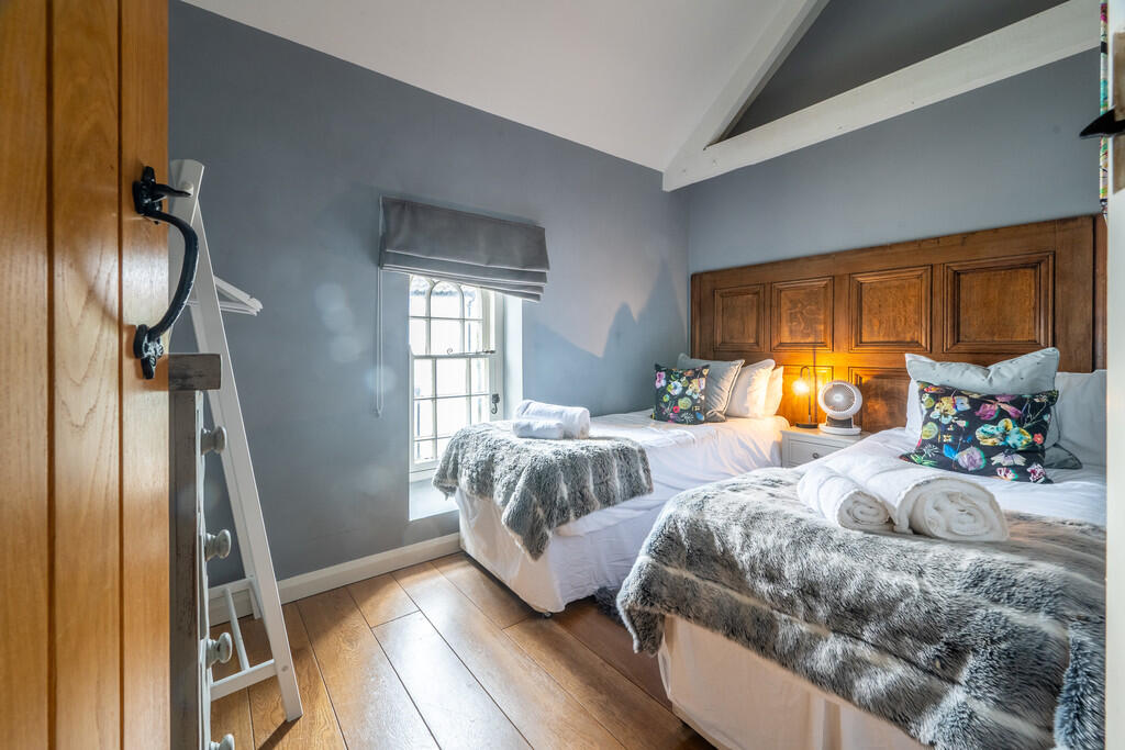 SAP_Thornham_The_...