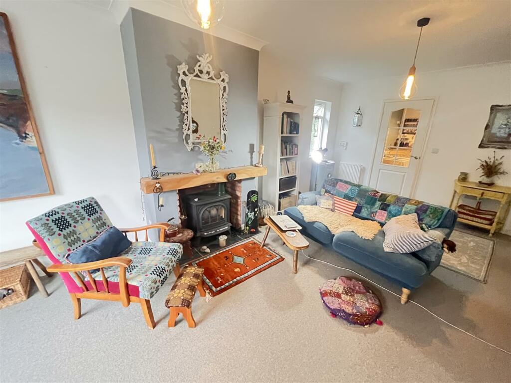 living room 2nd angle.JPG