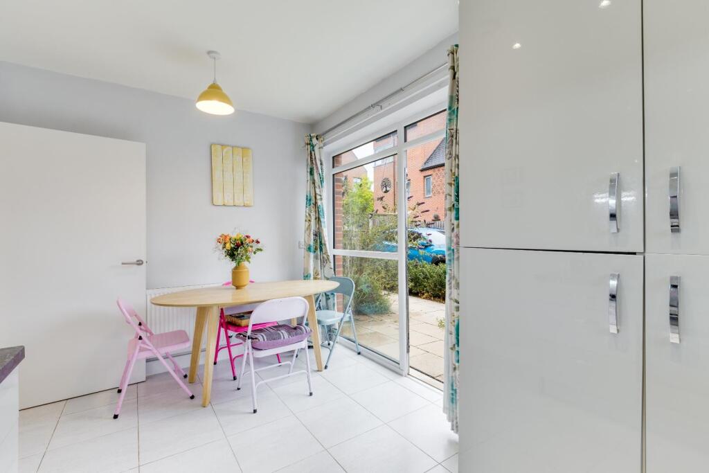 Booth Close 1-29.jpg