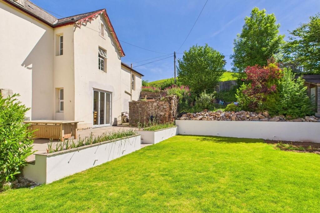 Main residence garden