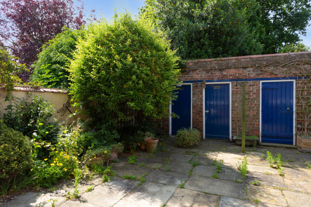 Outbuilding