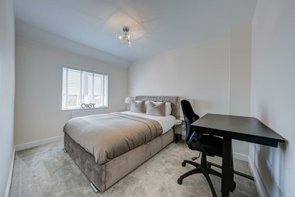 Y Deri Duon, Lisvane, HernCrabtree (4).jpg