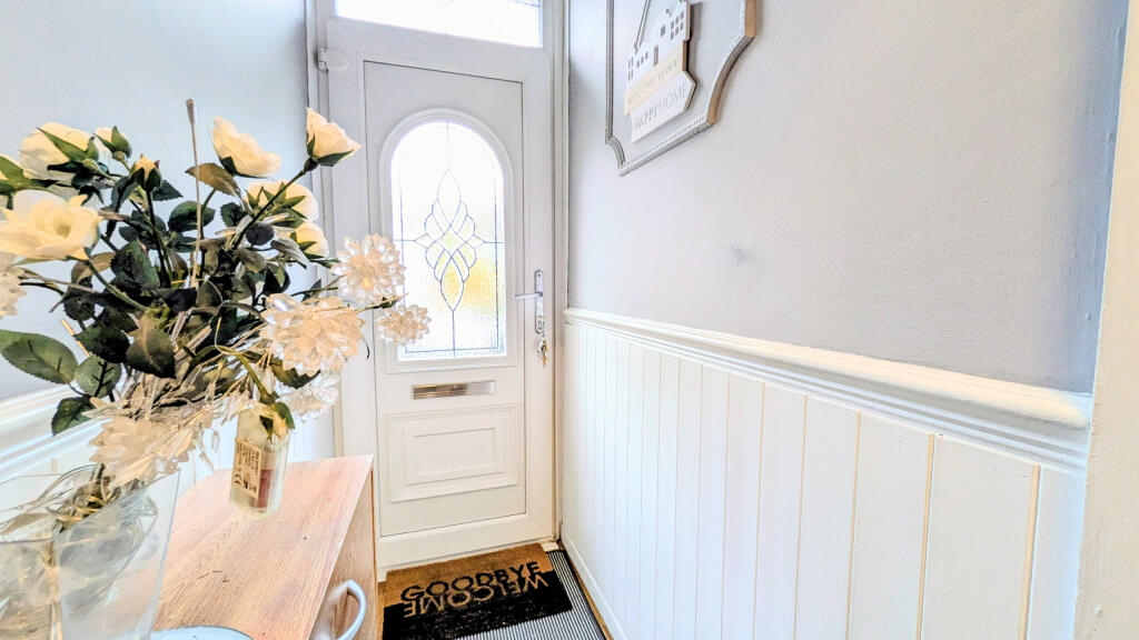 PXL_20251107_125753496.MP~2