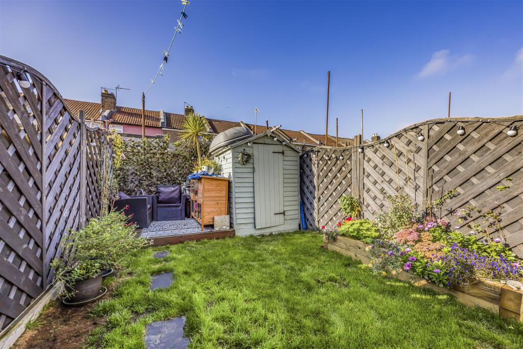 194 Newcome Road, Fratton-PorticoMarketing-SoldBy-