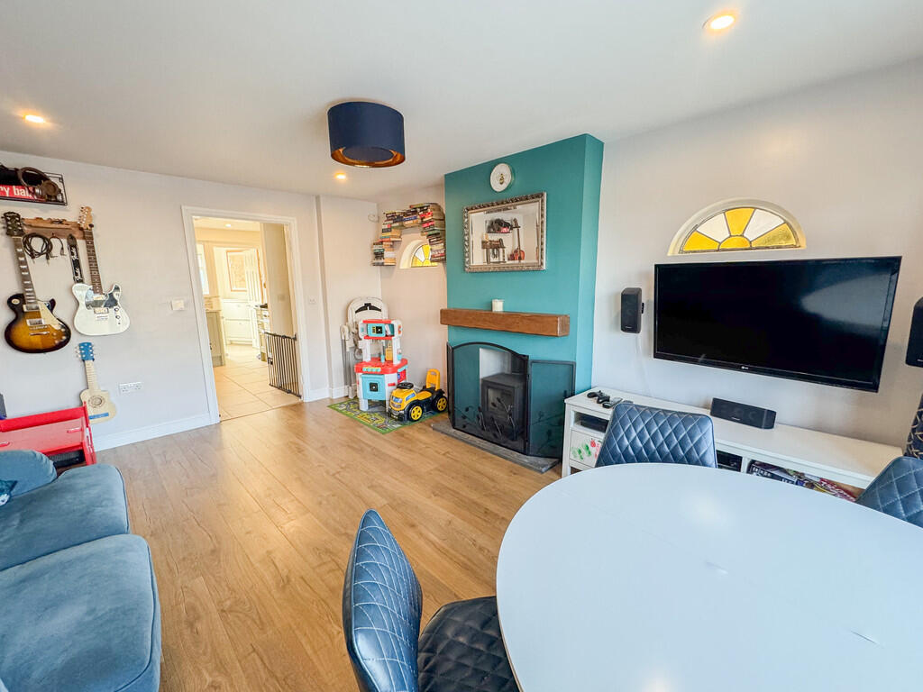 lounge 2