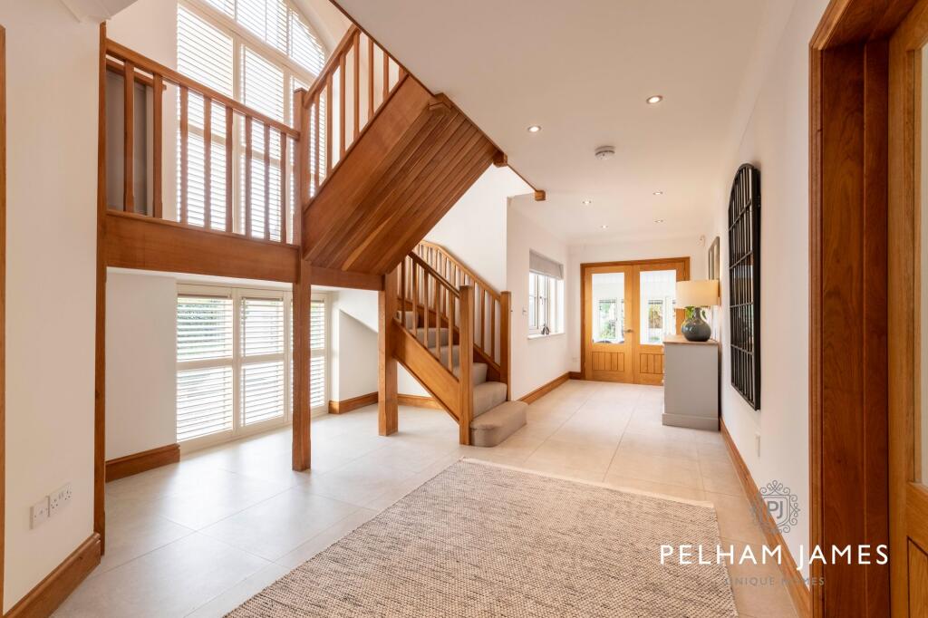 Entrance Hall - Laburnum, Barnack