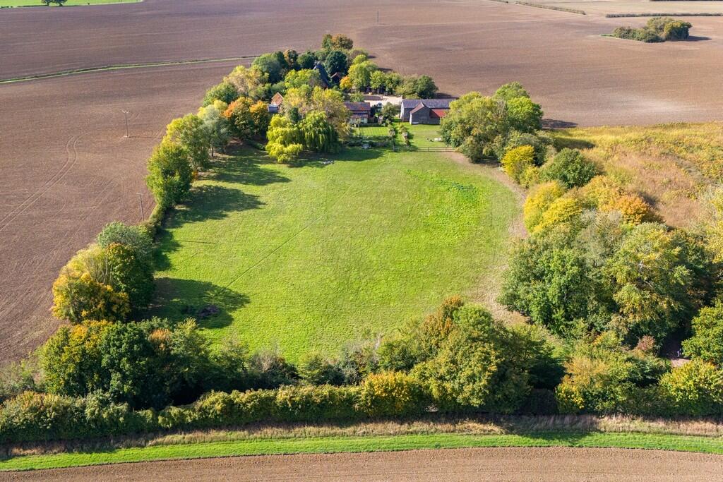 1440px-Upper Lang...