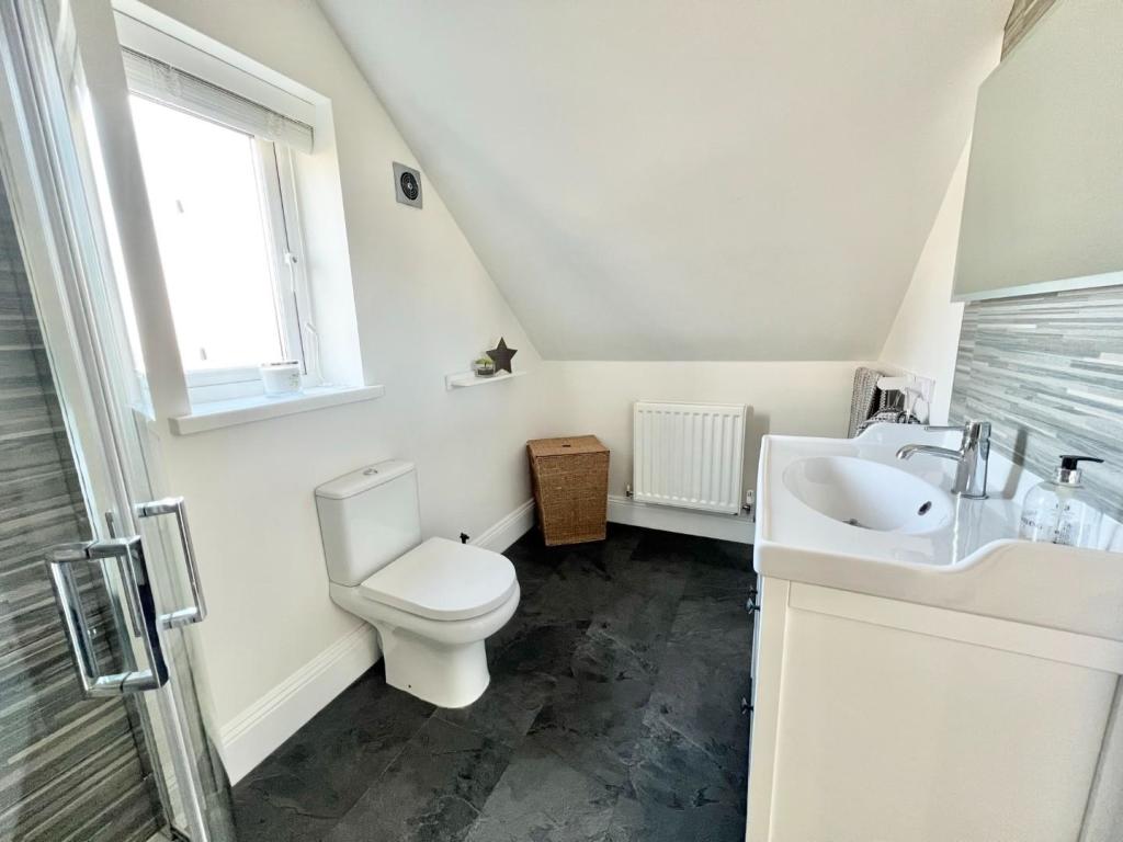 Second Floor En-suite