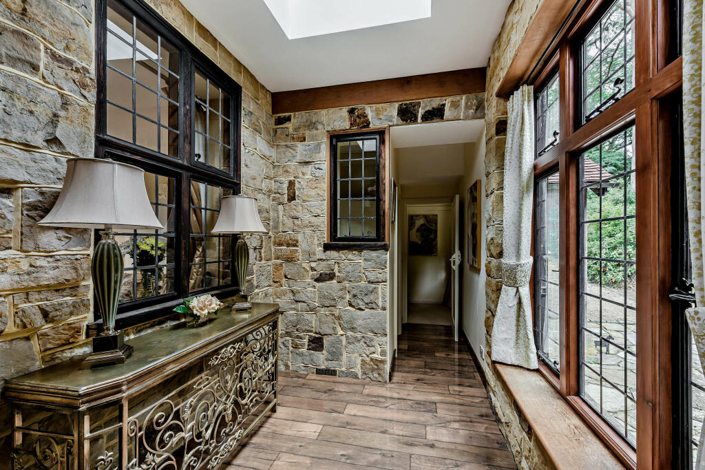 8567717-interior66-800