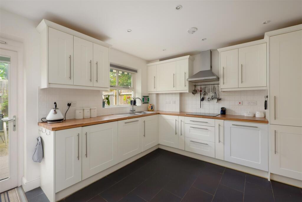 Cages Close, Whitstable