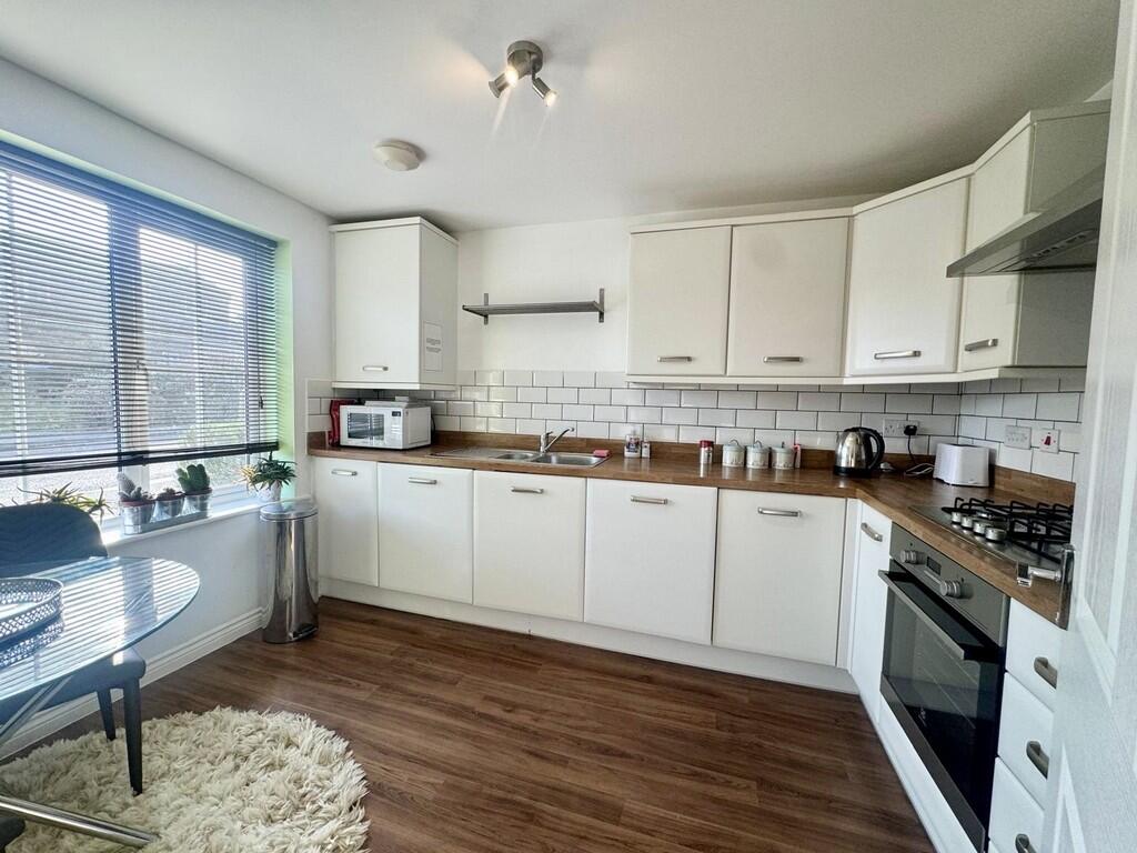 thumbnail_caf12b7...