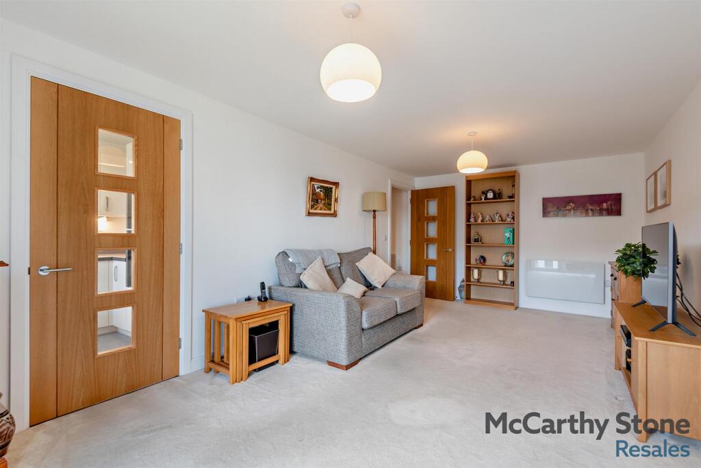 8645925-interior11-800.jpg