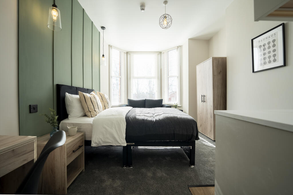 Room5-3.jpg