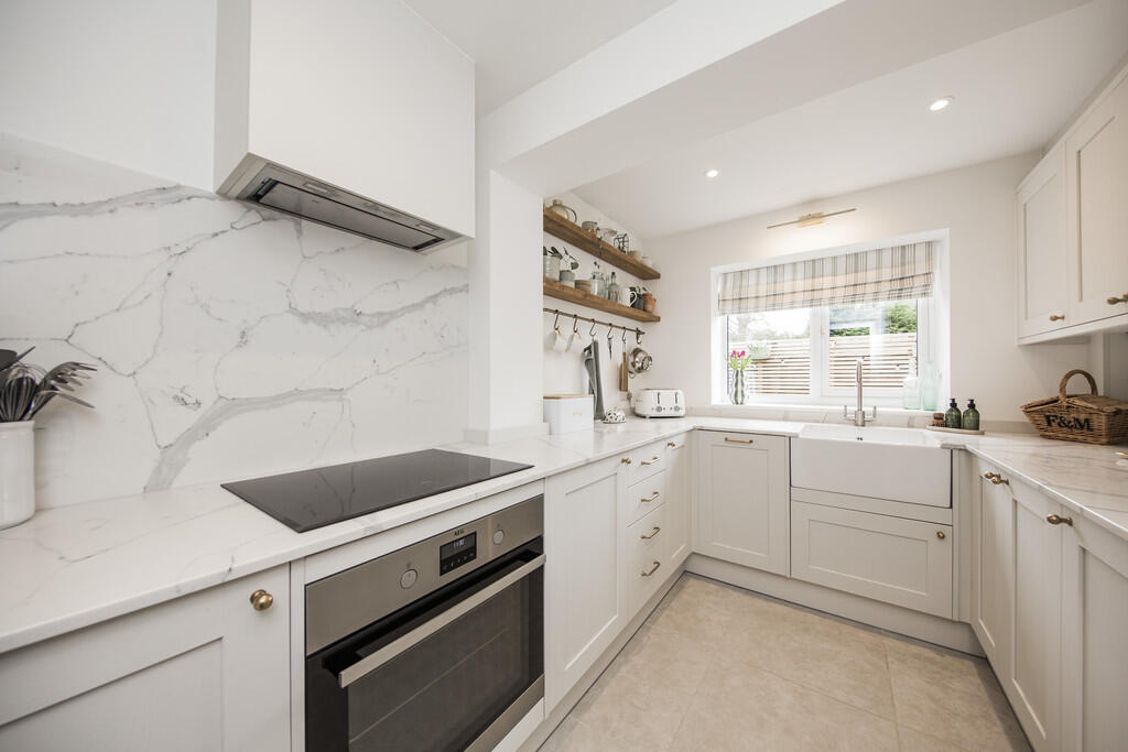 1 NEW HERO SHOT (...