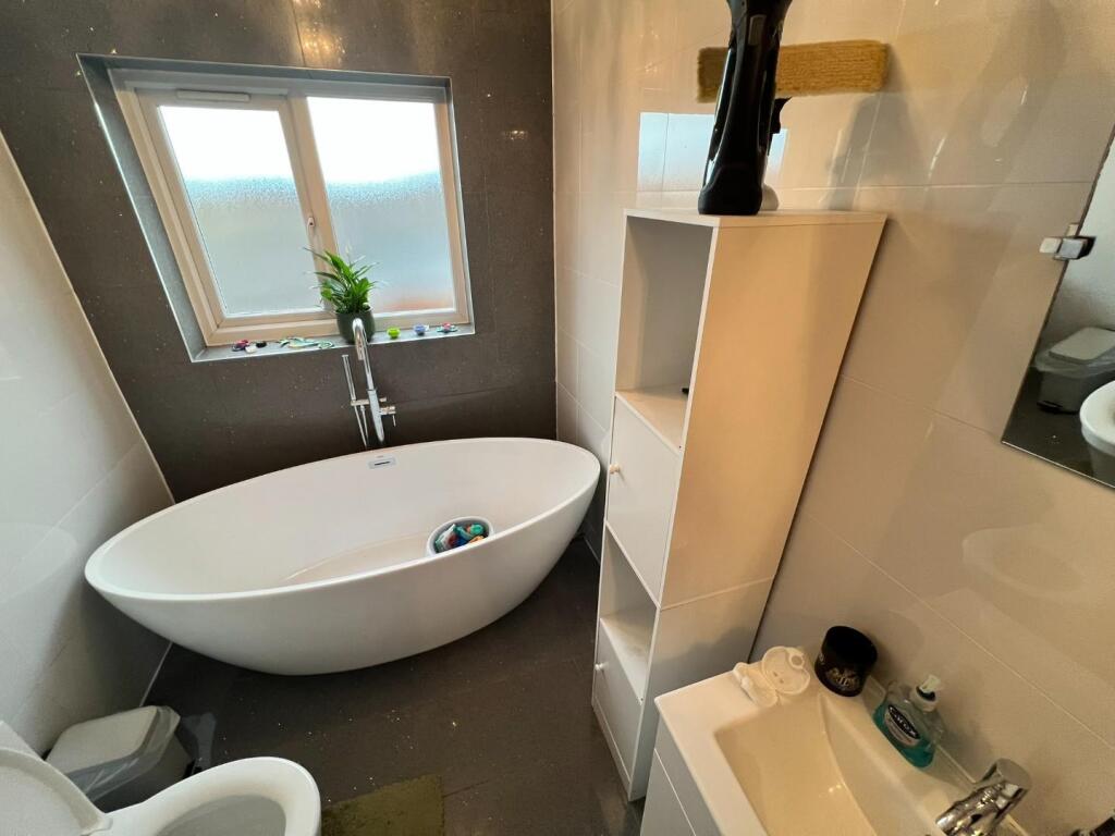 Family bathroom