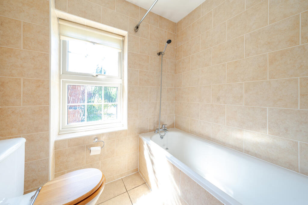 1290627-4-68247e6...