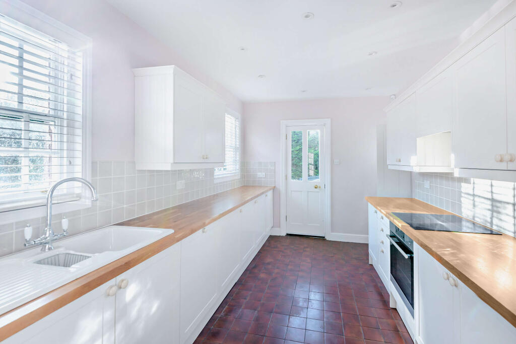 8629224interior20800