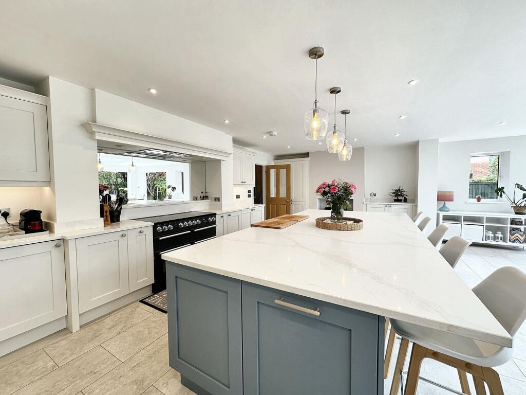 Family Living Dining Kitchen