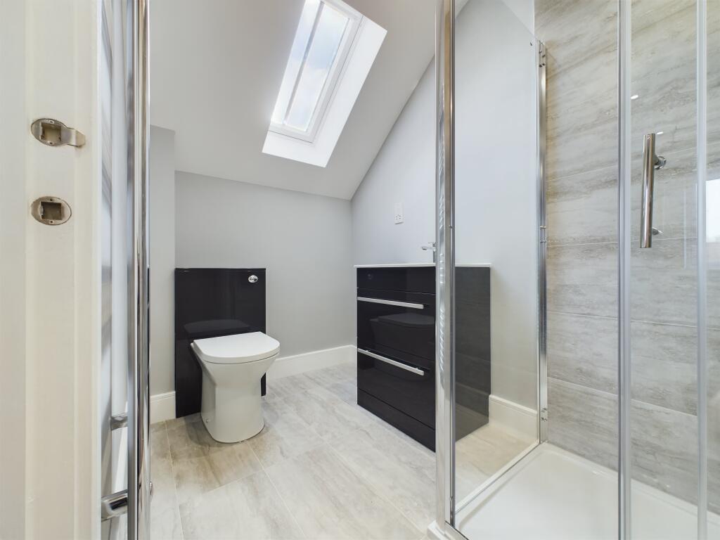 Master's ensuite