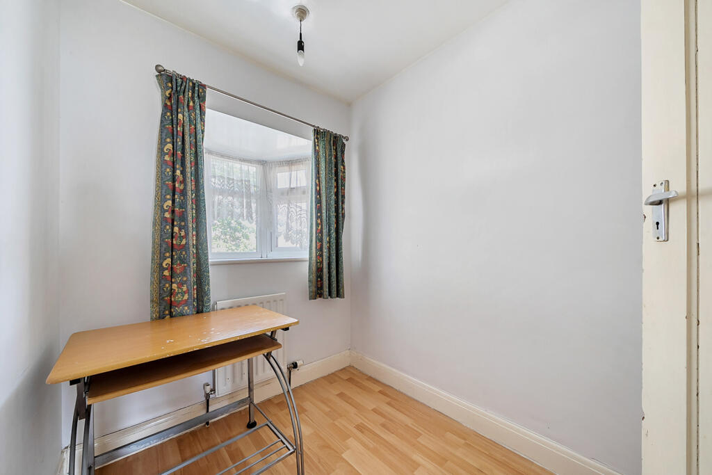 1340428-19-6899e0...