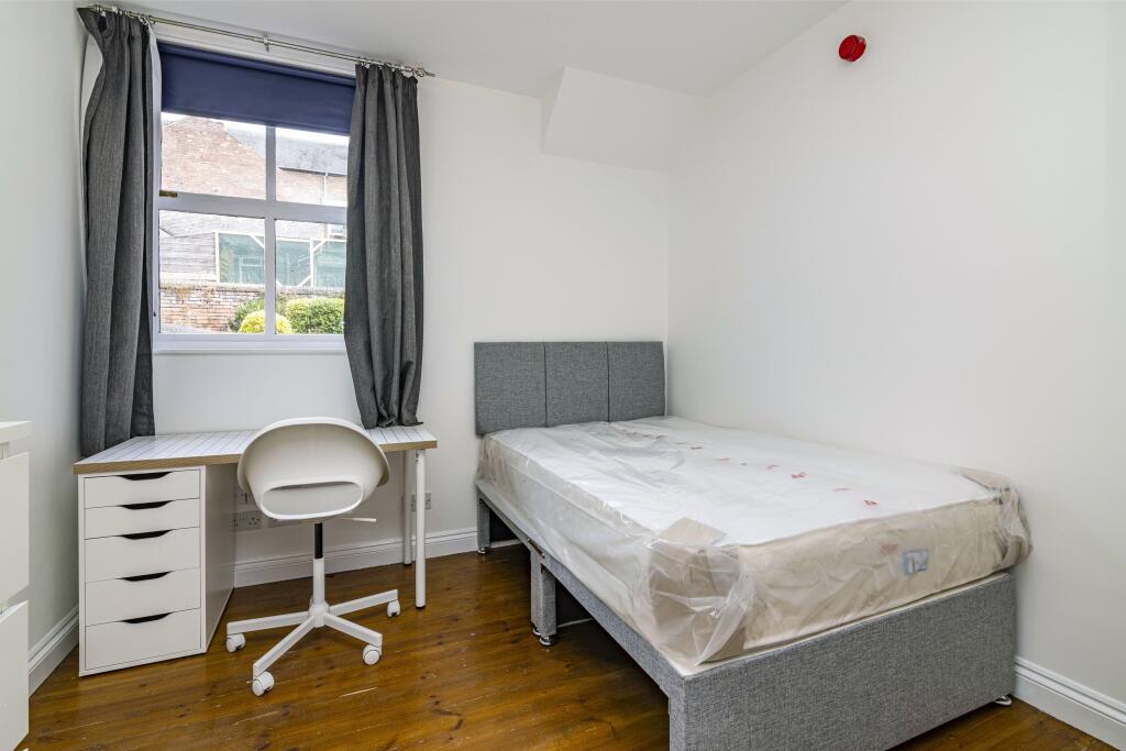 10-12DouglasRoad-4