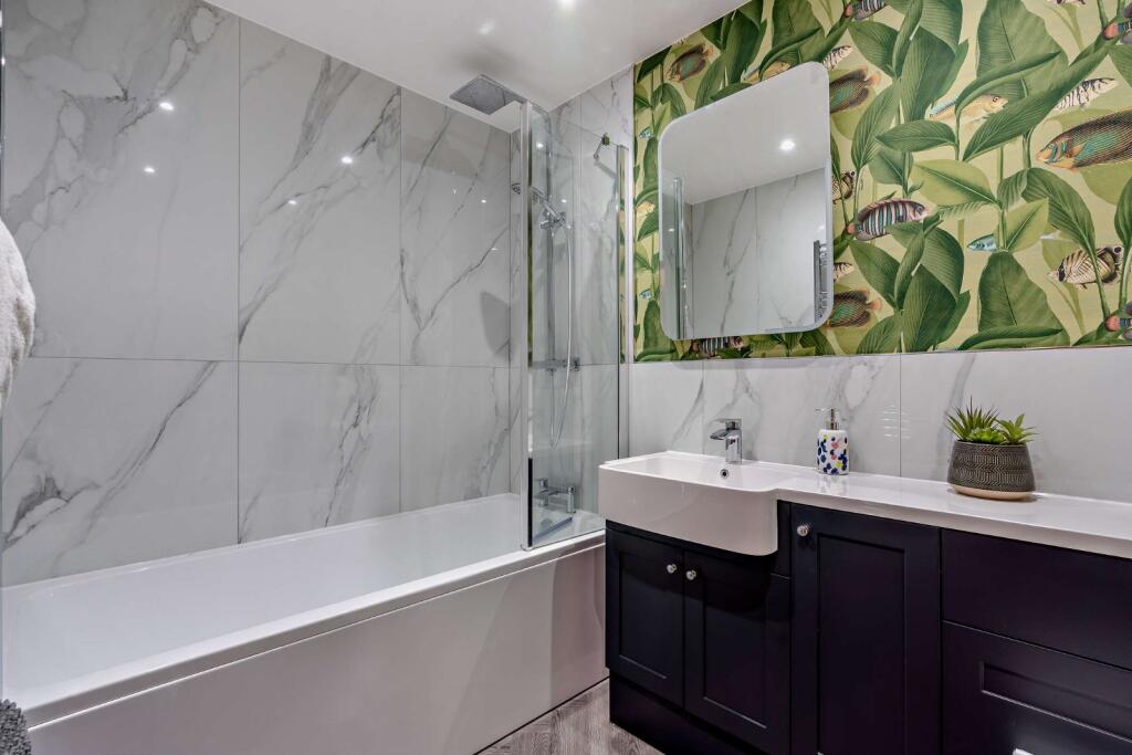 Ensuite Bathroom