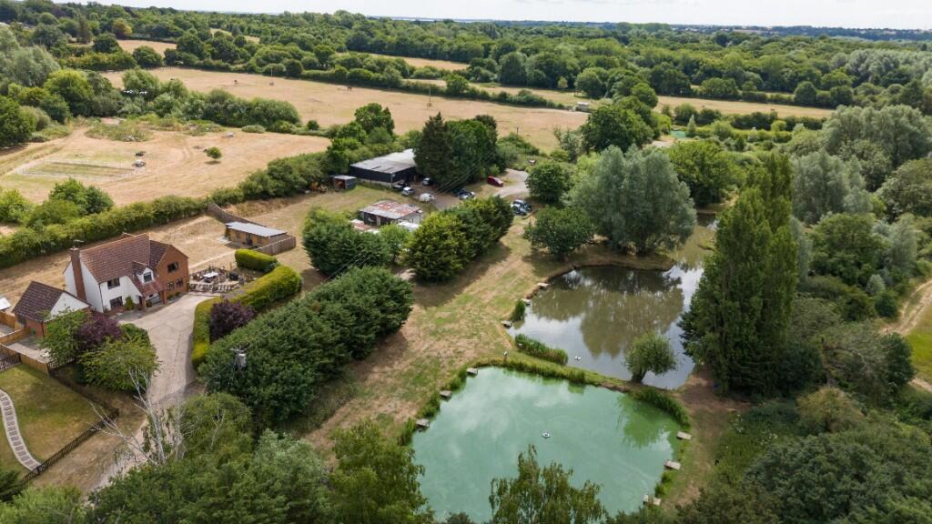 Oakford Farm, Nounsley Road, Hatfield Peverel, CM3