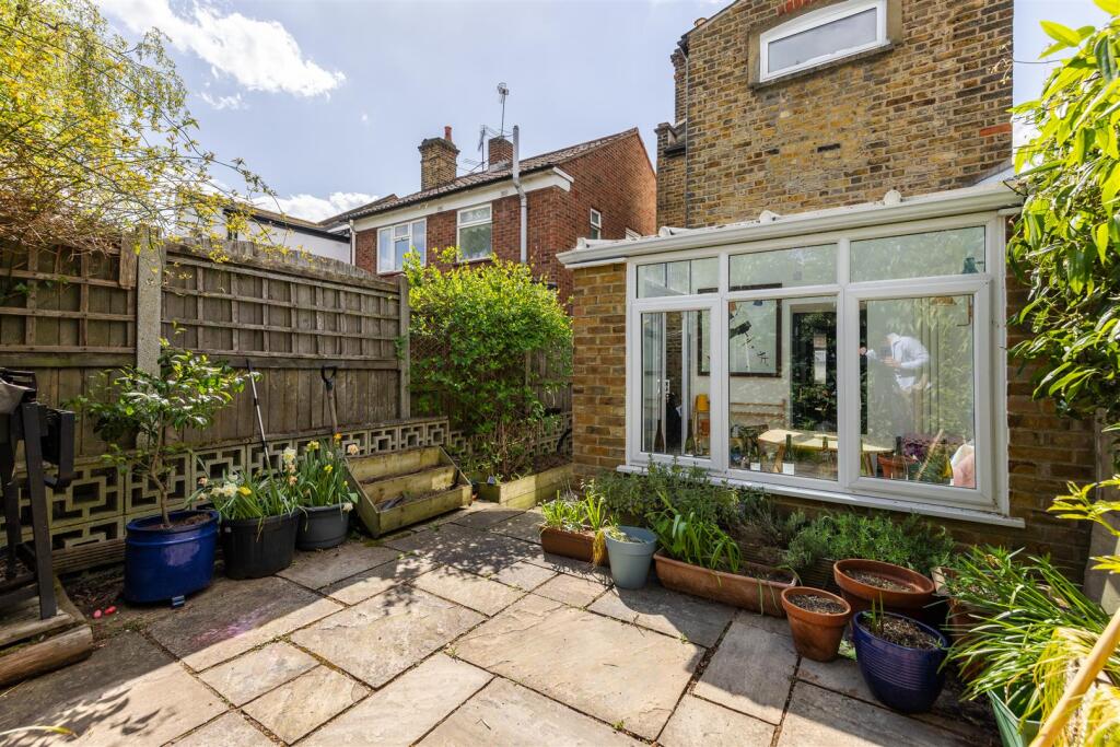 Ritchings Avenue, E17