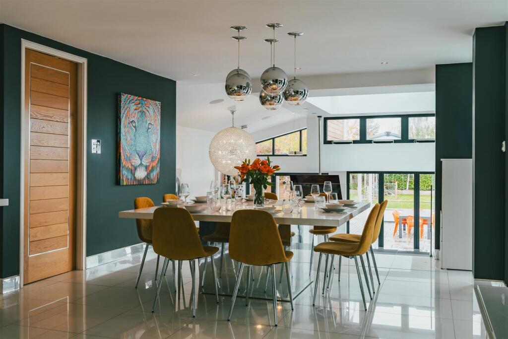 Dining Kitchen