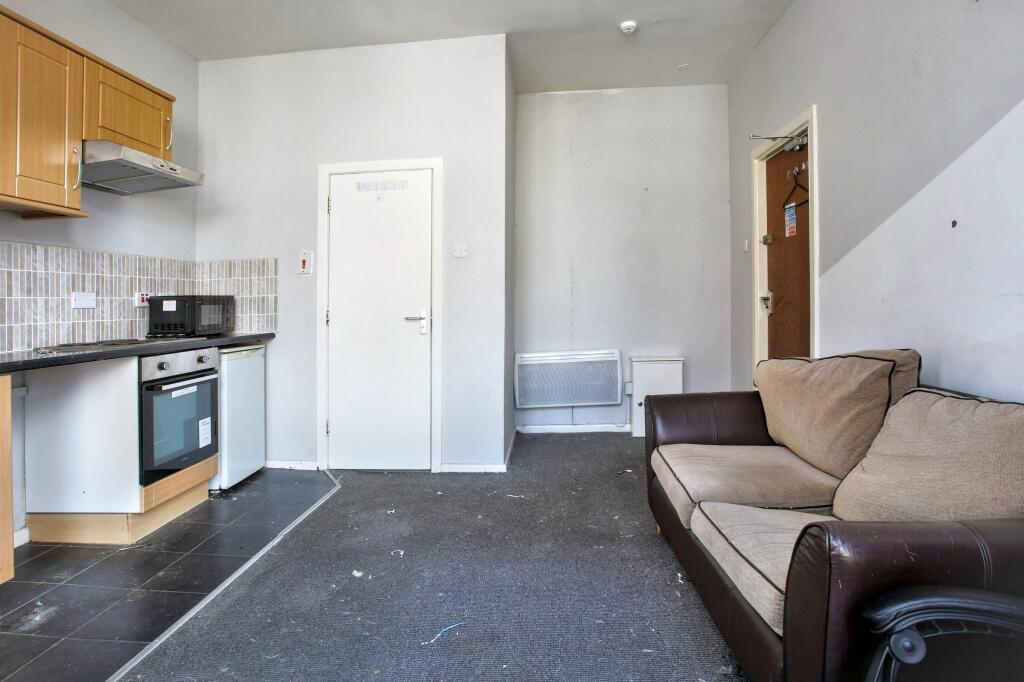 20250512152631 203-Dickson-Road-16 8DWAH T202505161341.jpg