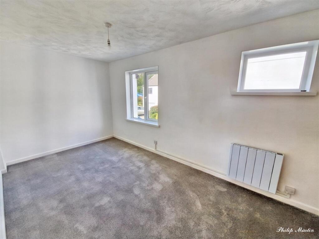 NEW BEDROOM.jpg