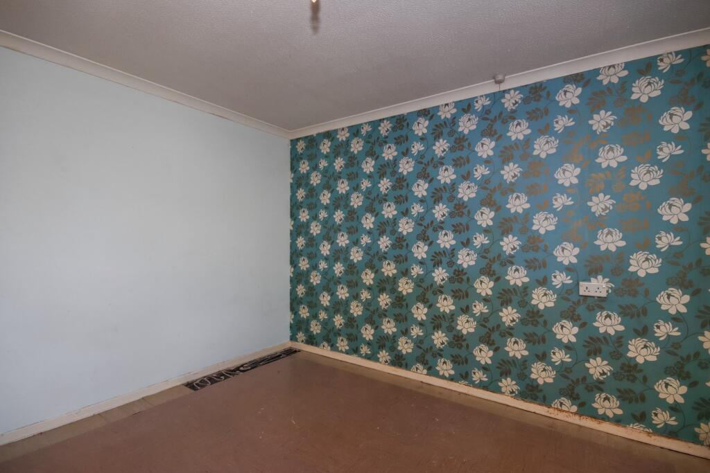 10 Beaumaris Road, Sawtry, Huntingdon, Cambridgeshire PE28 5SF