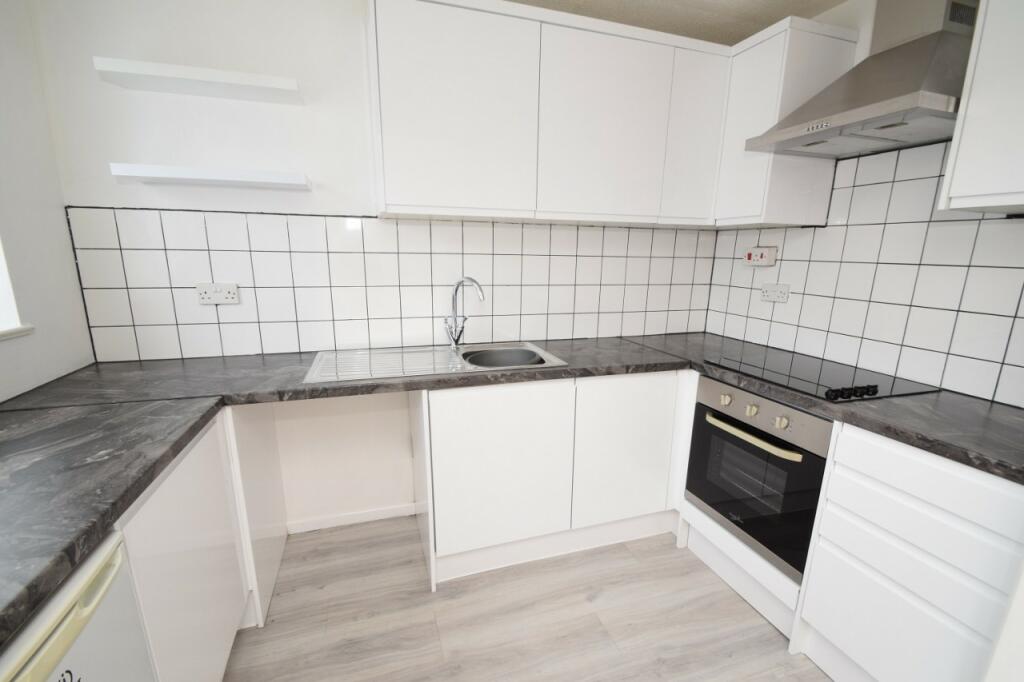 Kitchen (Main)